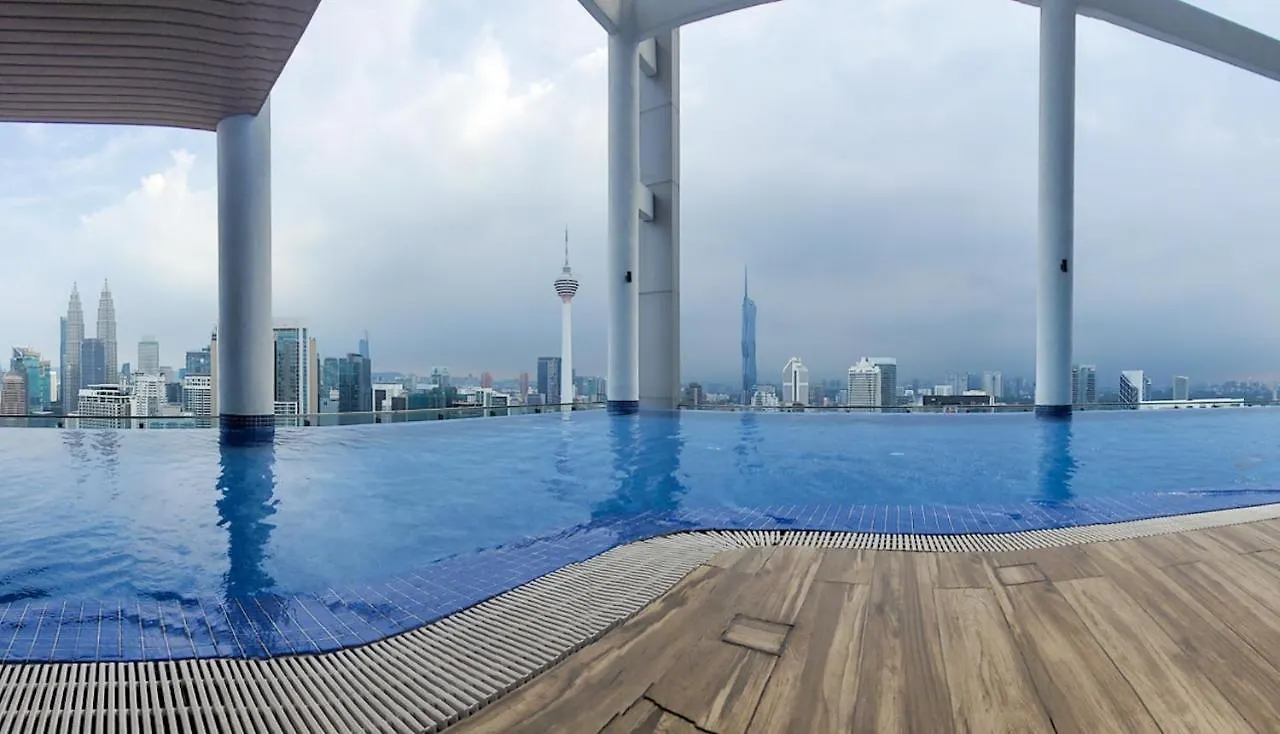 Cl16A Muji Style Balcony Infinity Pool Klcc View Apartman Kuala Lumpur Malajzia