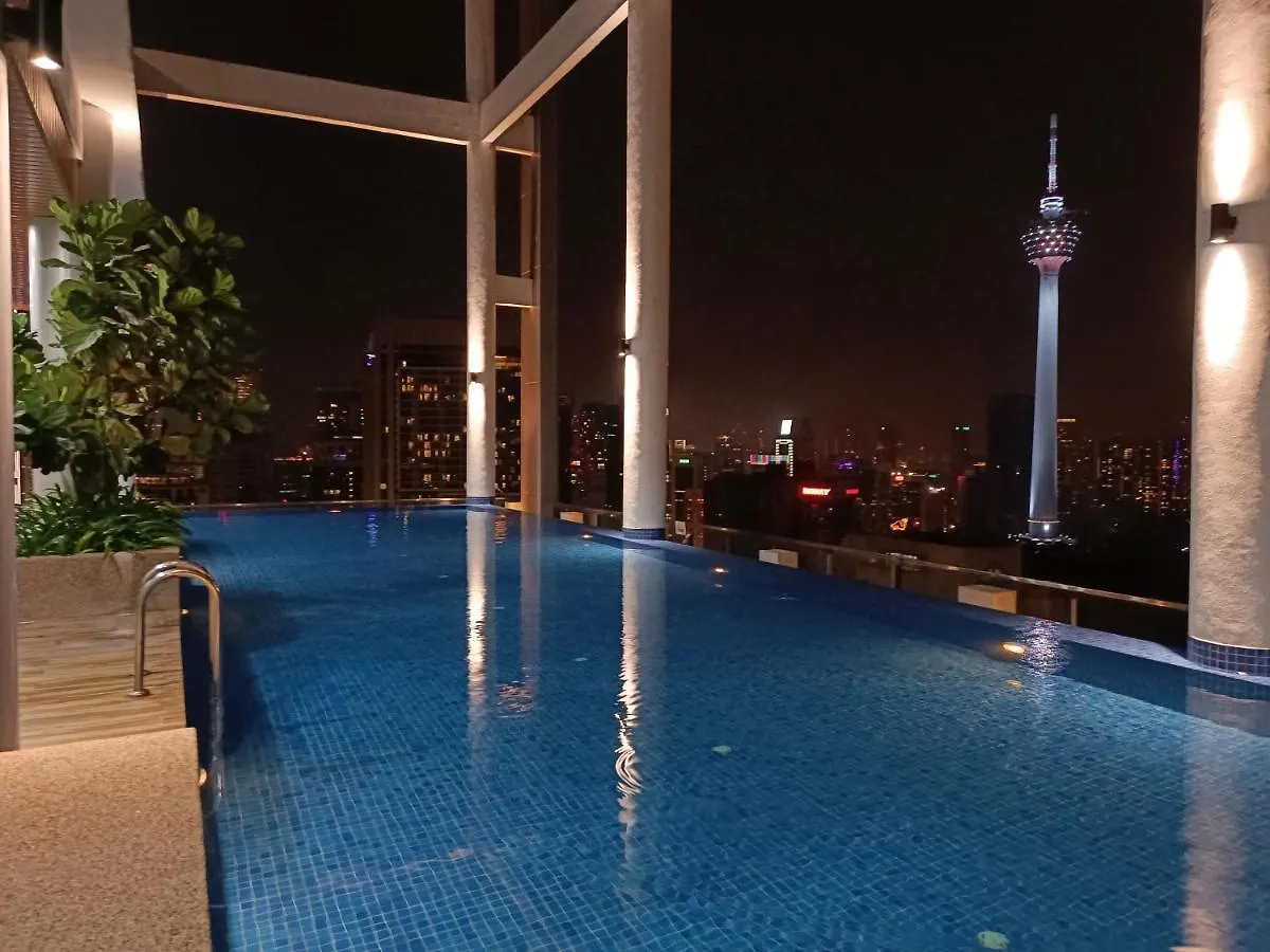 Cl16A Muji Style Balcony Infinity Pool Klcc View Apartman Kuala Lumpur